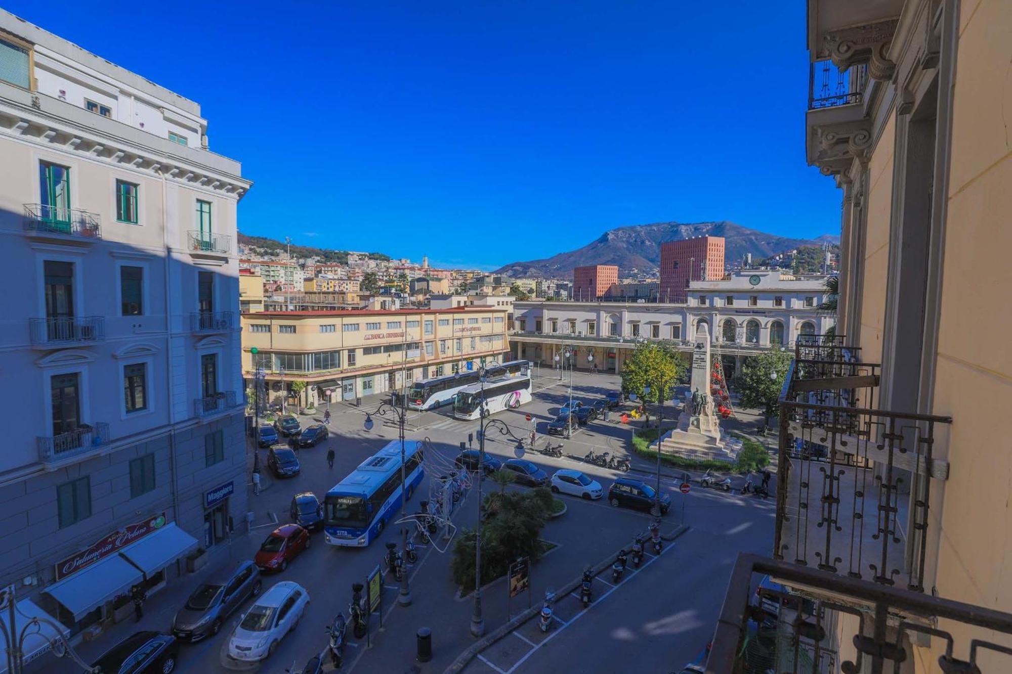 B&B Salerno Centrale Eksteriør billede